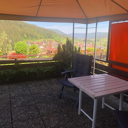 Appartement Mit Herrlicher Aussicht Uebers Murgtal Baiersbronn Exterior photo
